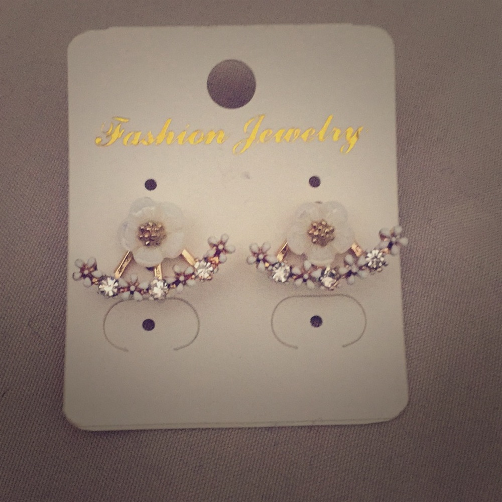 Earings
